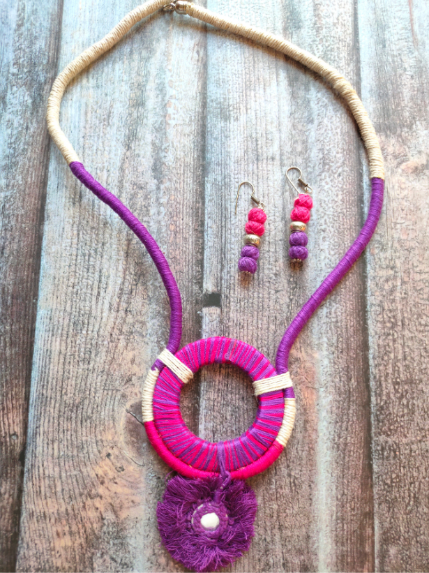 Fabric Beads and Thread Mirror Necklace Set