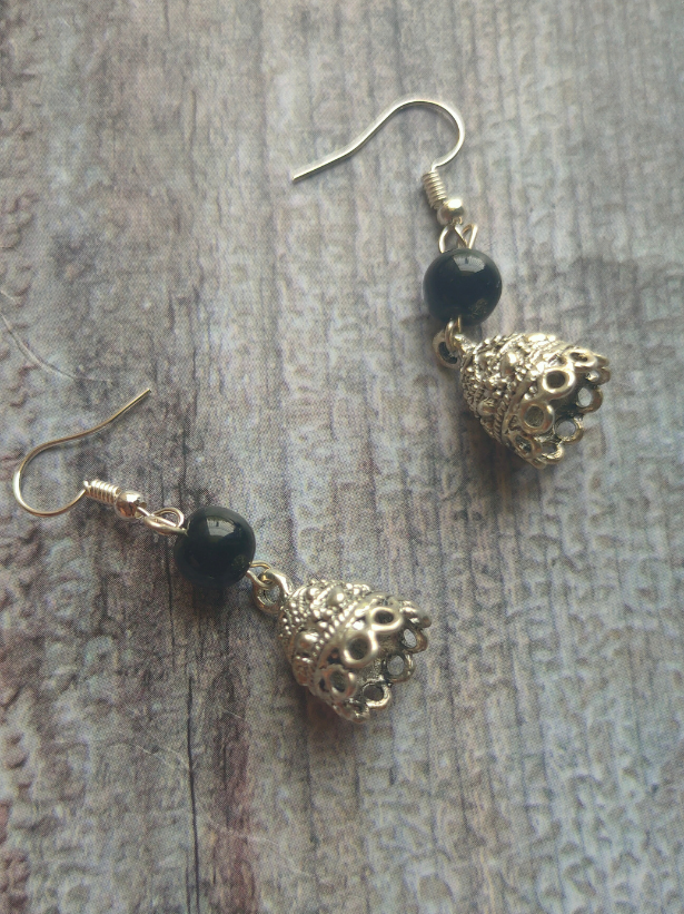 Hand Painted Ganesha on Glass Necklace Set with Thread Closure