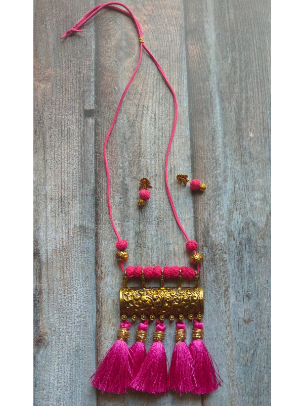 Pink Thread Closure Fabric Beads Antique Gold Finish Necklace Set with Peacock Detailing