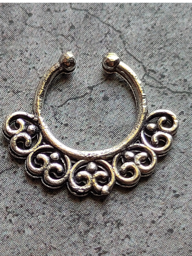 Three Oxidised Silver-Plated Stone Studded Septum Nosepins