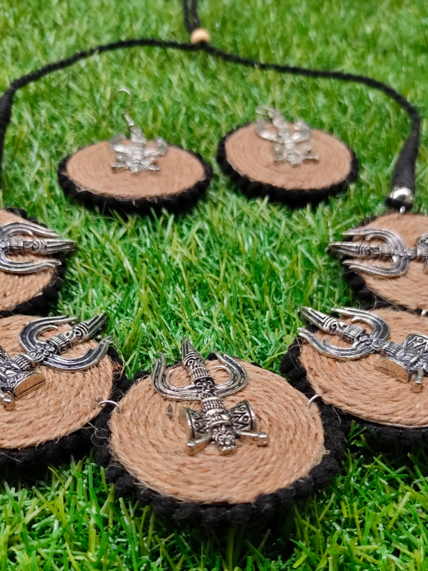 Trishul Jute and Fabric Necklace Set