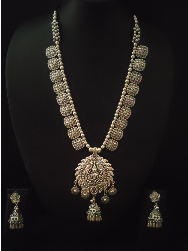 Elegant Long Chain Religious Motif Metal Necklace Set