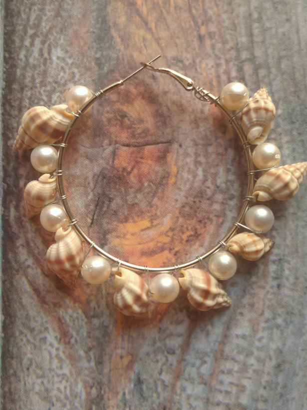Pearls and Shells Hoop Earrings