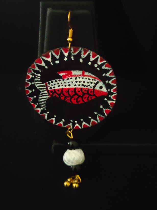 Hand Painted Fishes Fabric Necklace Set with Thread Closure