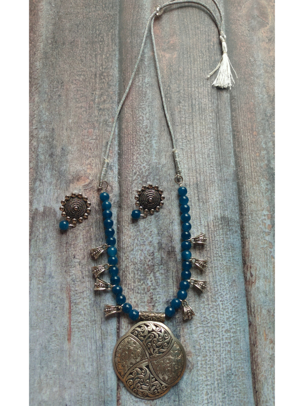 Glass Beads and Statement Metal Pendant Necklace Set