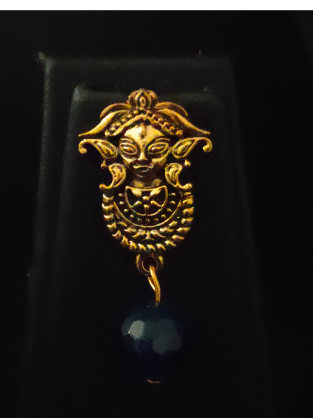 Zari Work Velvet Fabric Necklace Set with Padma Metal Pendant with Thread Closure