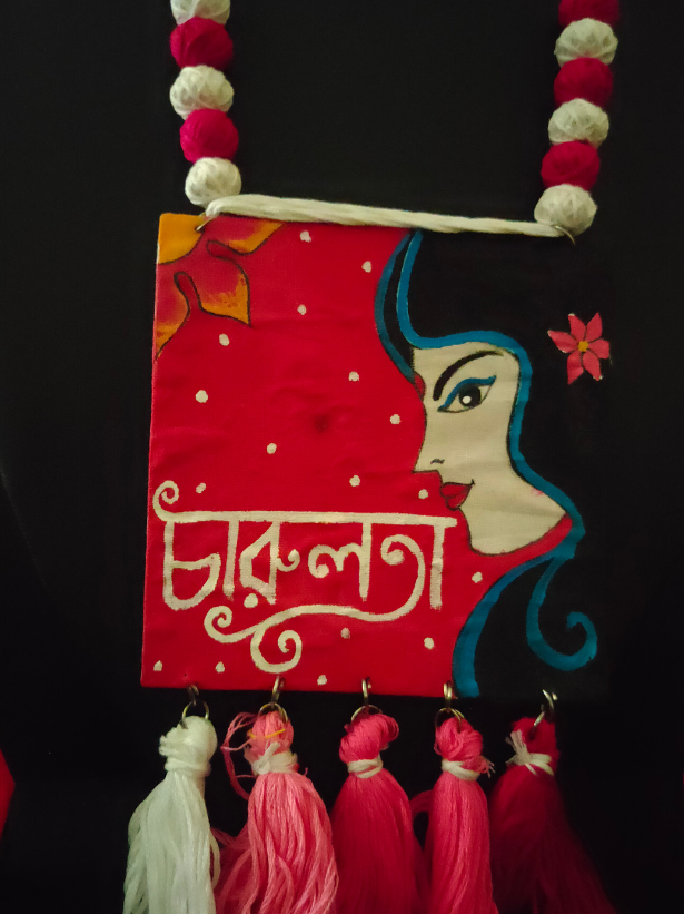 Red & White Hand Painted Woman Fabric Necklace Set with Thread Closure