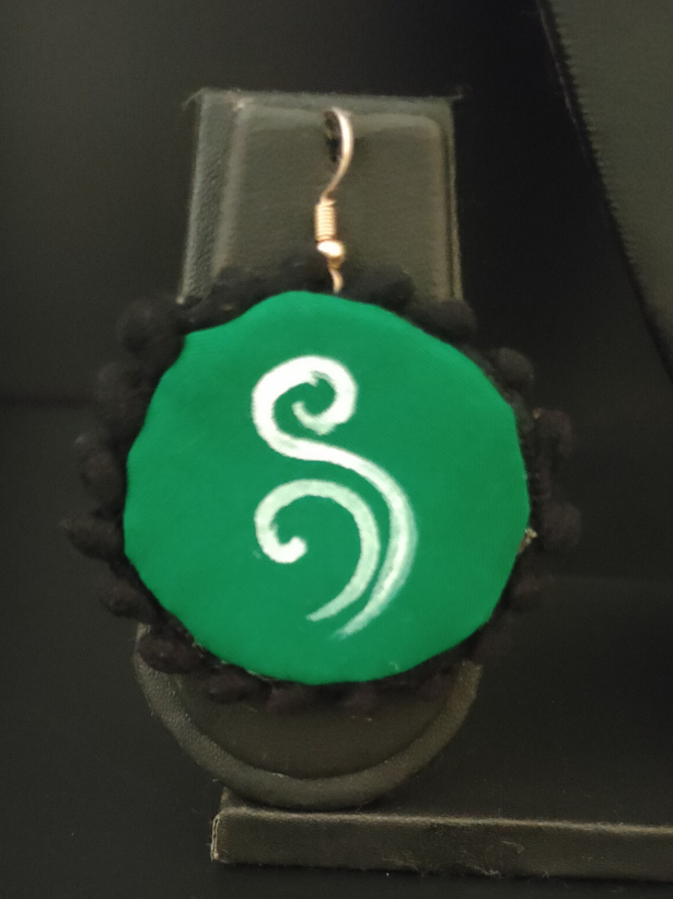 Handpainted Fabric Necklace Set with Thread Closure and Shells