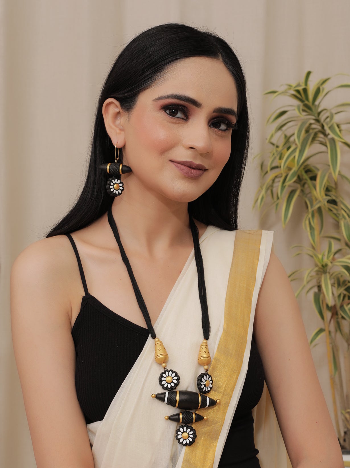 Black Hand Painted Terracotta Necklace Set