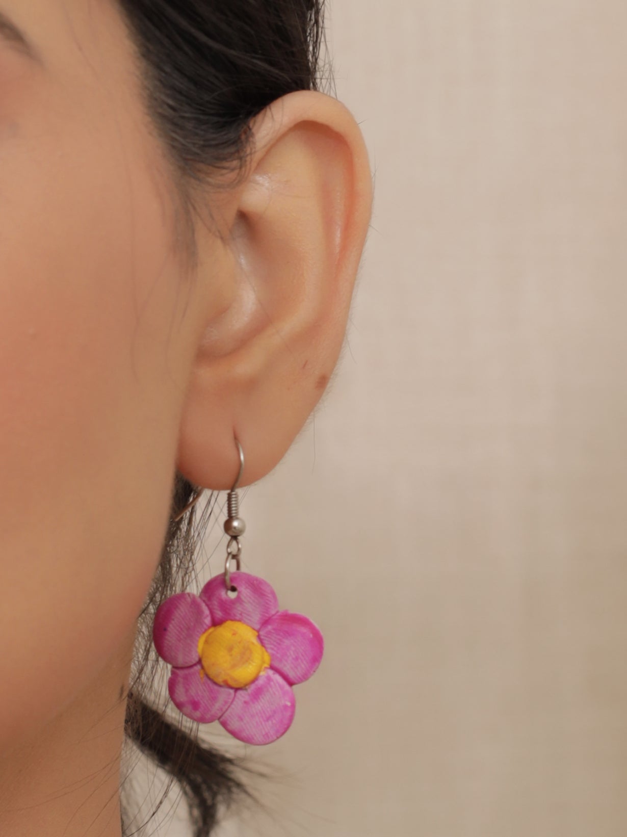 Hand-Painted Clay Flowers with Fabric Rope and Beads Necklace Set