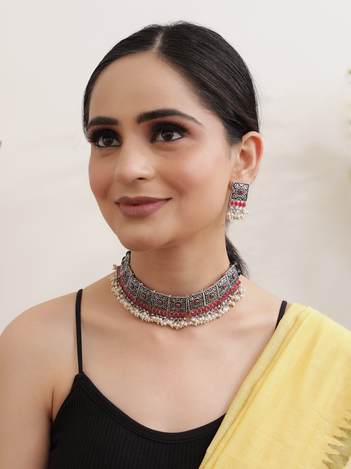 Choker Necklace Set with Embedded Stones and Beads