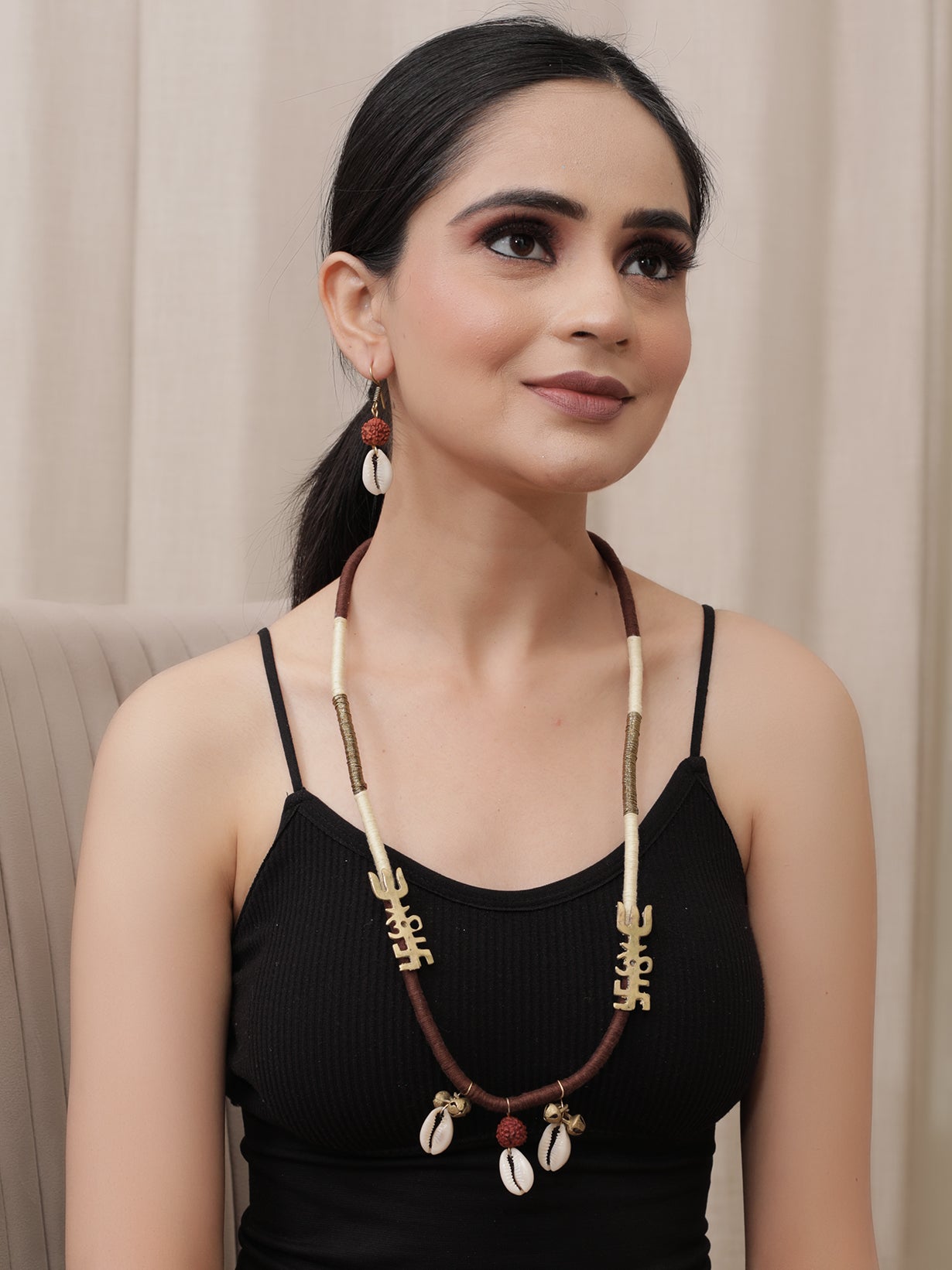 Minimalist Shells and Rudraksha Thread Necklace Set