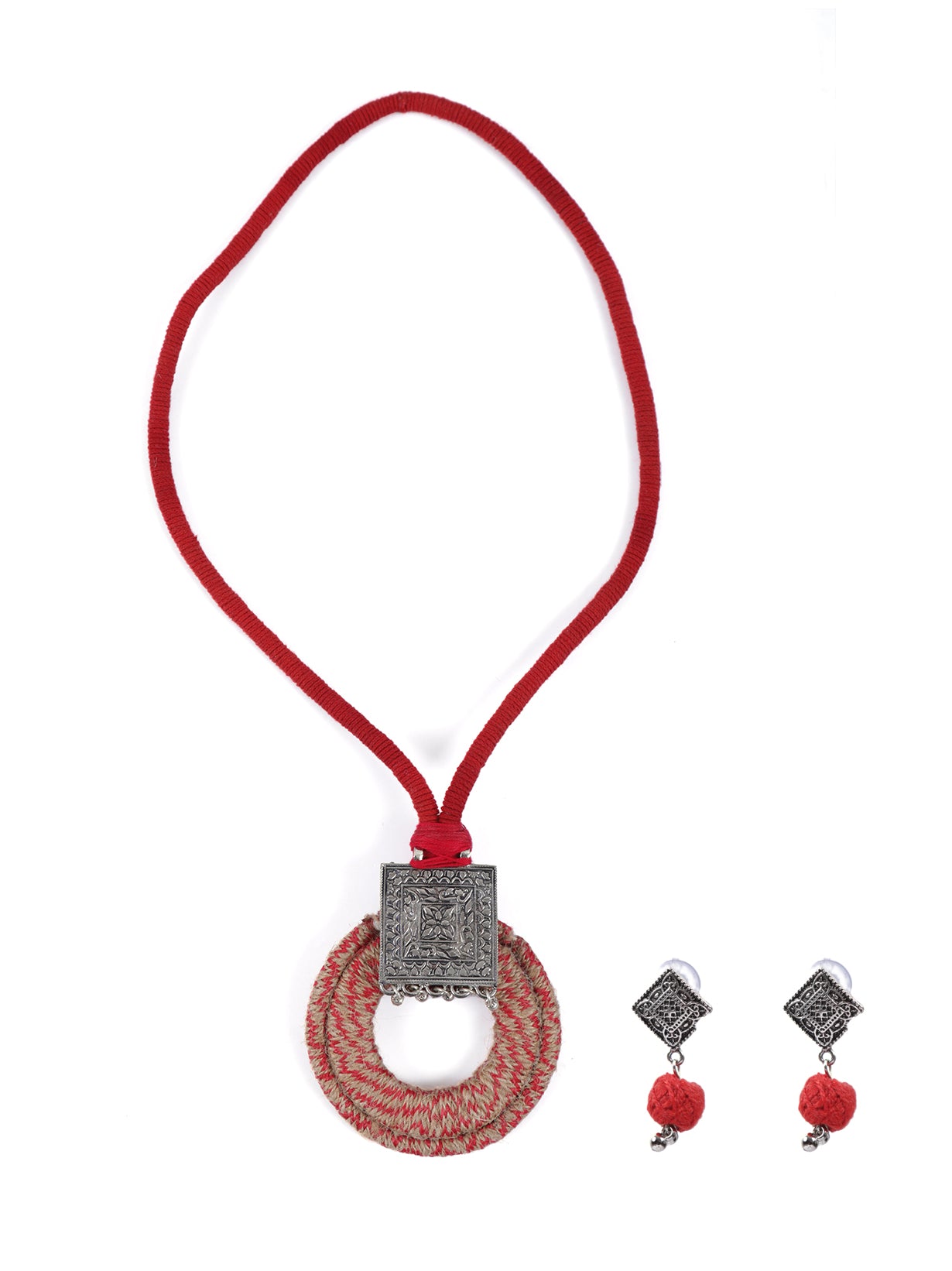 Circular Fabric and Metal Work Pendant Necklace Set