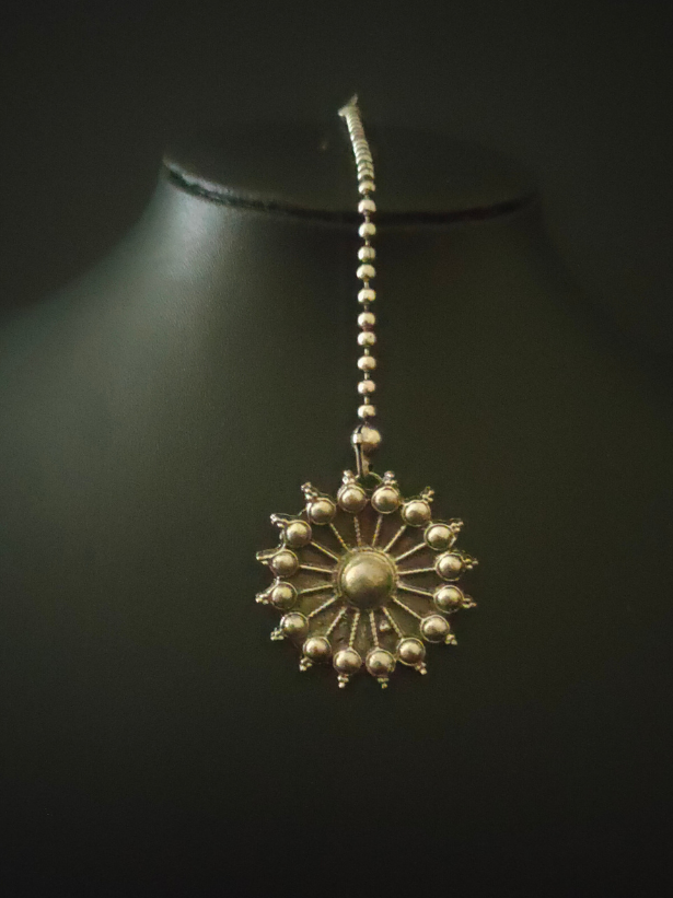 Set of 3 - Maang Tika and Earrings