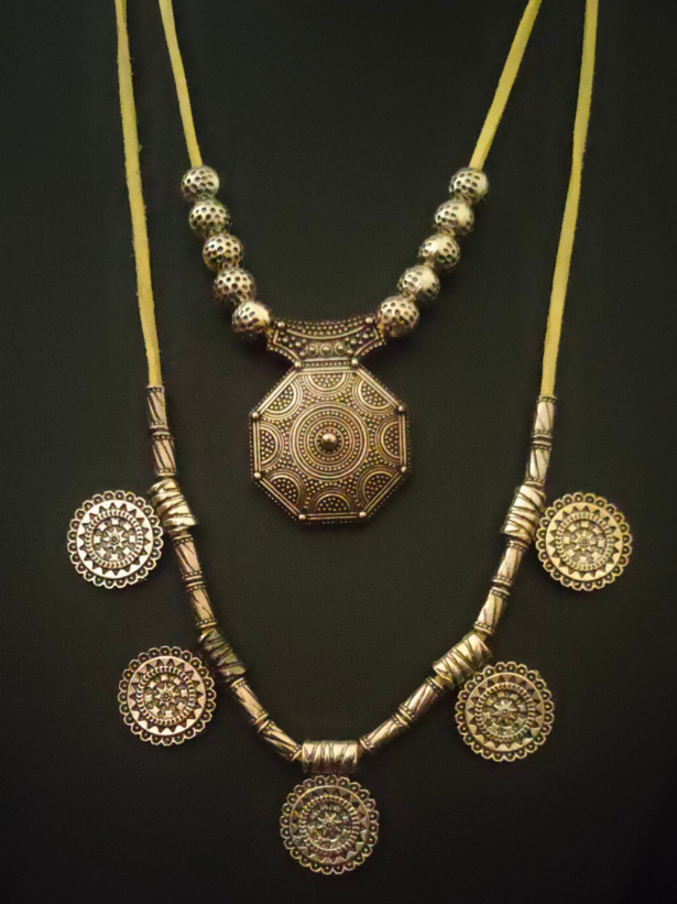 2 Layer Lemon Yellow Metal Pendant Necklace Set