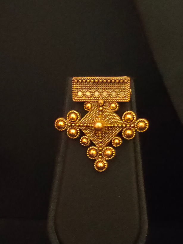 Red & Pink Braided Fabric Threads Necklace Set with Antique Gold Finish Metal Charms