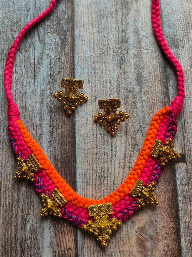 Red & Pink Braided Fabric Threads Necklace Set with Antique Gold Finish Metal Charms