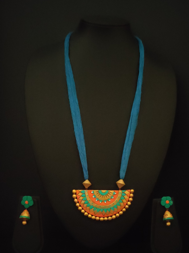 Blue Arc Shaped Terracotta Necklace Set