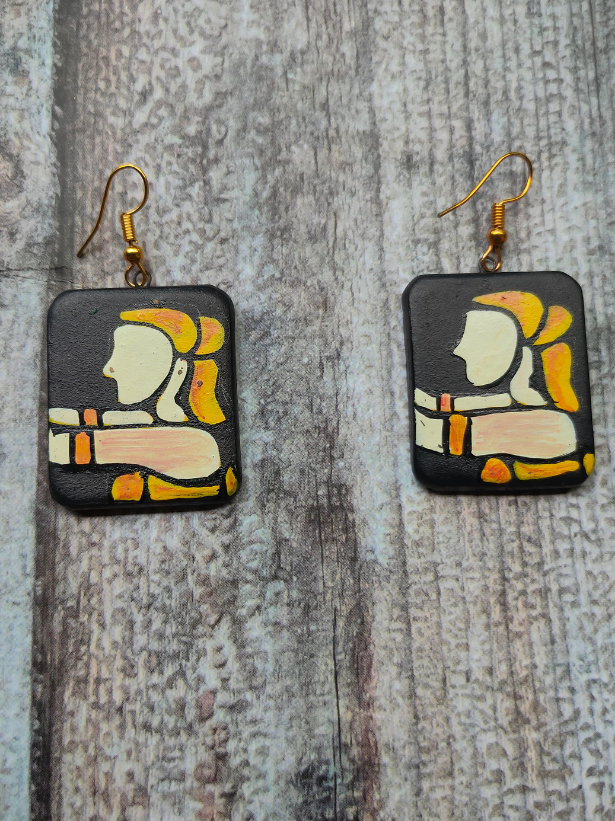 Hand Painted Clay Necklace Set with Multi-Color Thread Closure