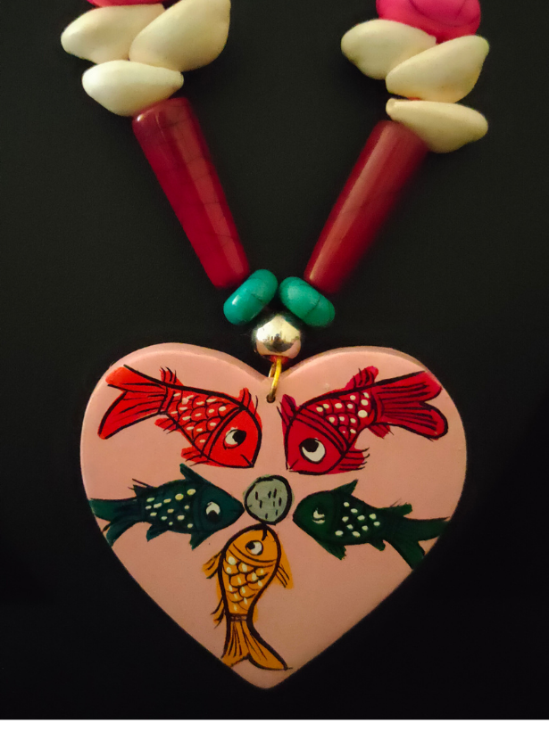 Hand Painted Fishes Wooden Necklace Set with Shells and Thread Closure