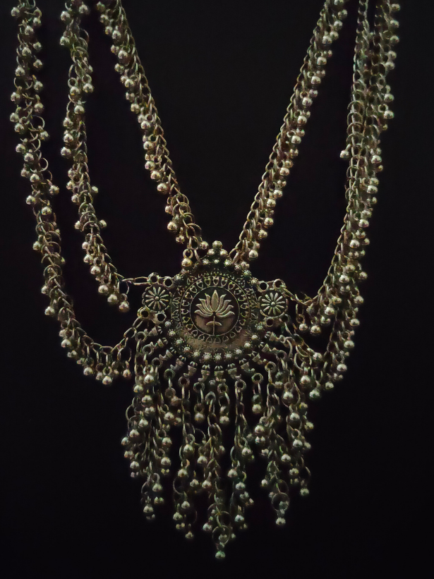 3 Layer Necklace with Metal Beads Chain Strings