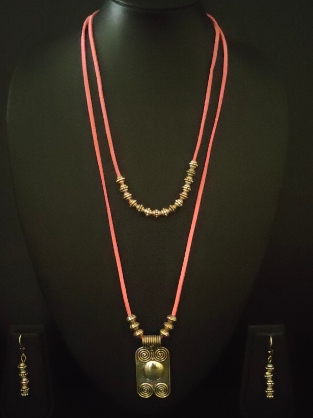 Minimal 2 Layer Necklace Set with Metal Pendants