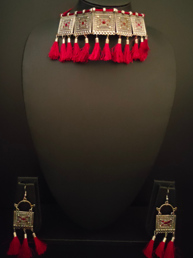 Oxidised Silver Choker Necklace Set with Maroon Thread Work