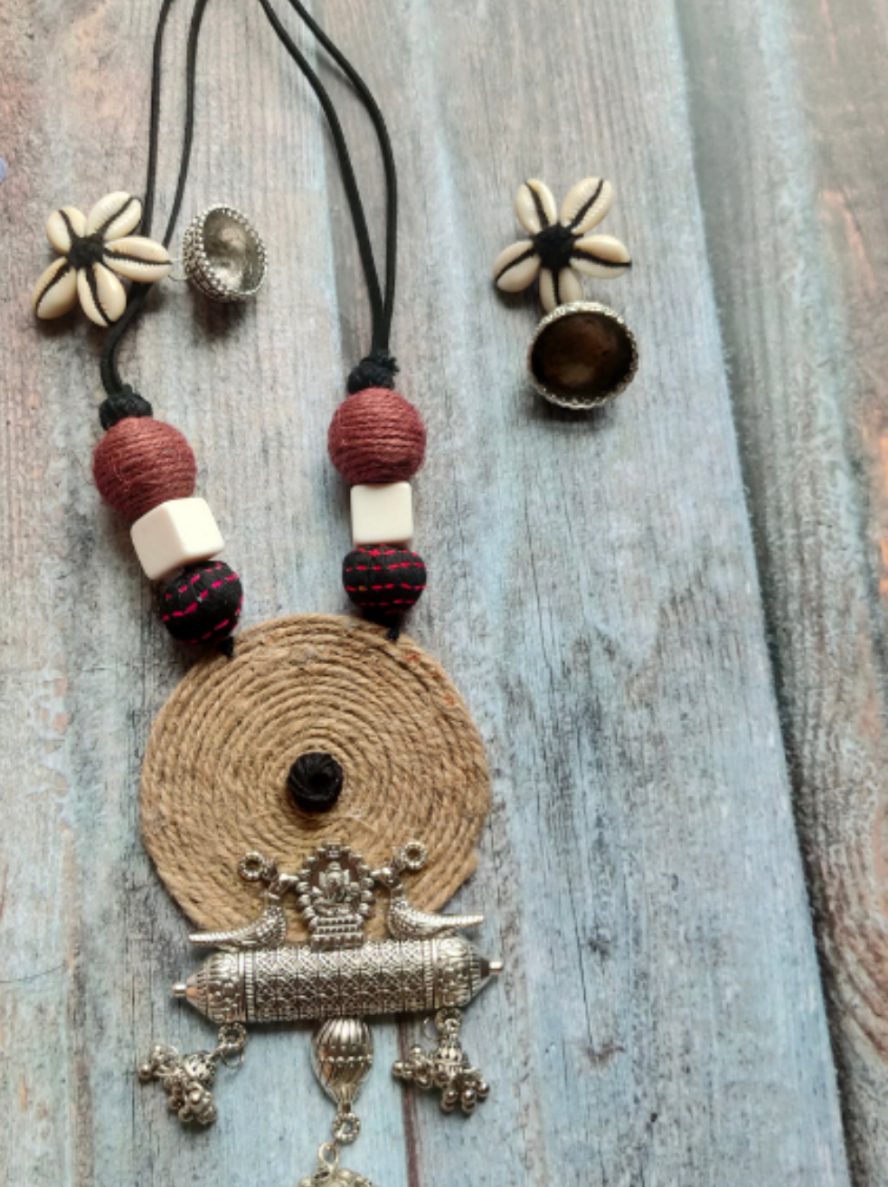 Jute Necklace Set with Metal Birds Pendant and Shell Earrings