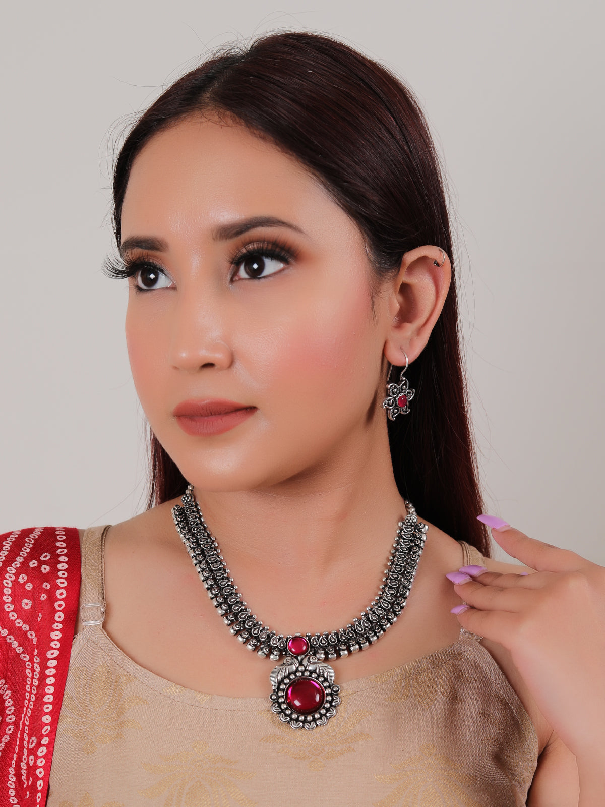 Oxidised Finish Fuchsia Glass Stones Embedded Metal Necklace Set