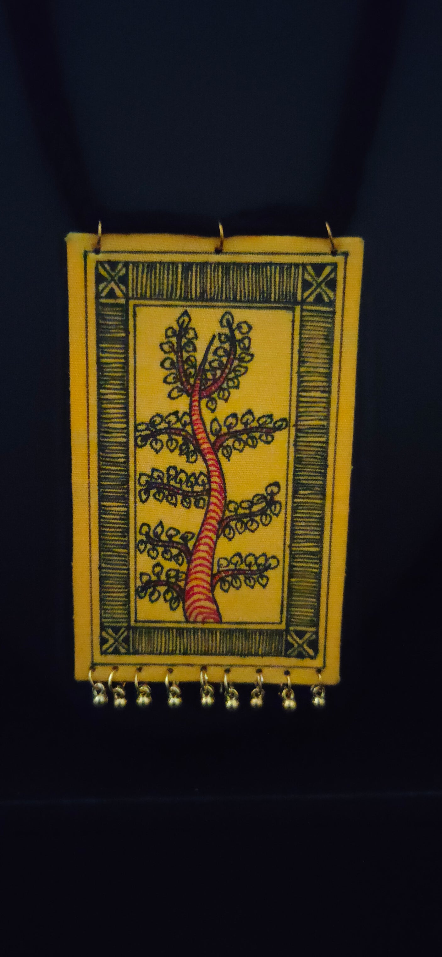 Tree Printed Fabric Necklace Set with Thread Closure