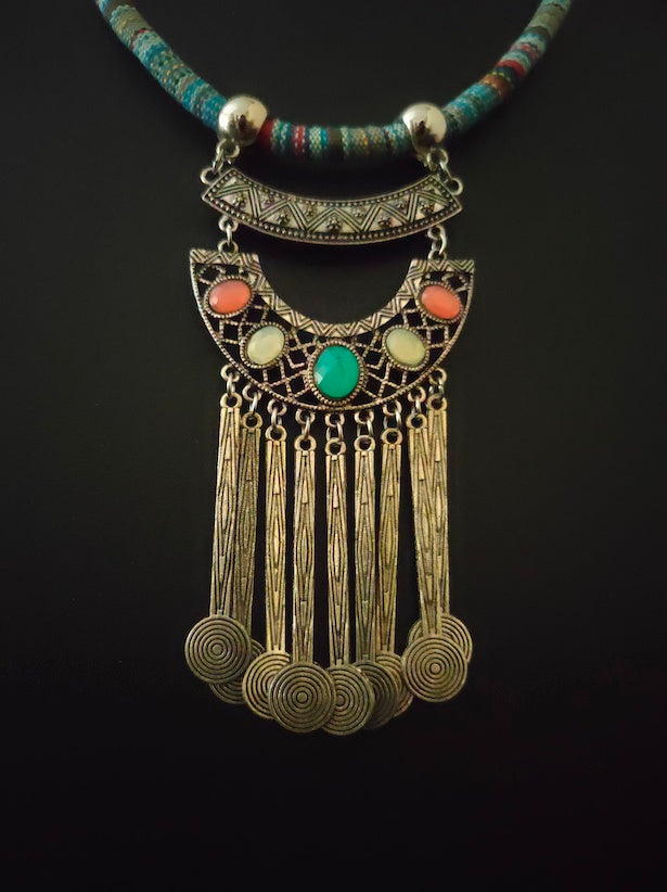 Hasli Necklace with Multi-Color Stones and Metal Danglers