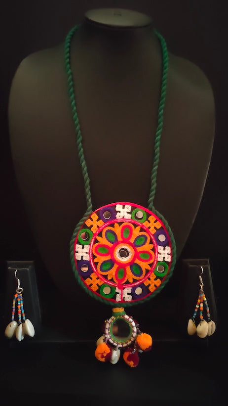 Hand Embroidered Mirror and Shell Work Fabric Necklace Set