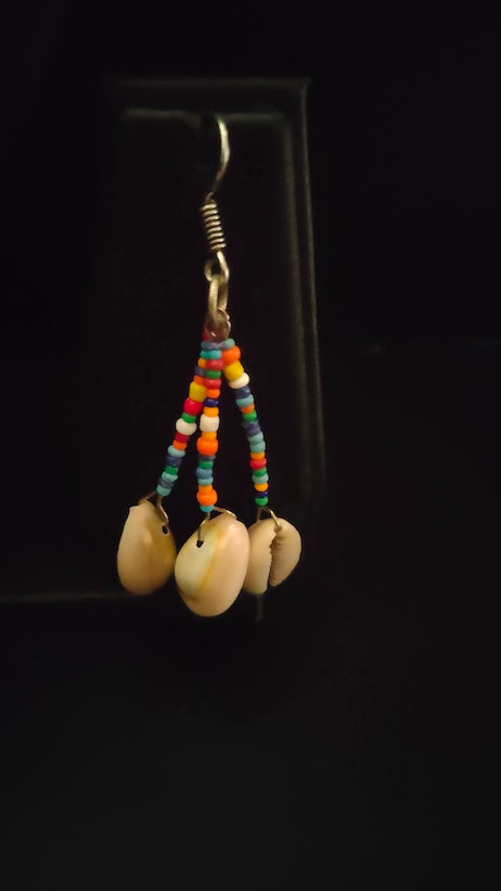 Hand Embroidered Mirror and Shell Work Fabric Necklace Set