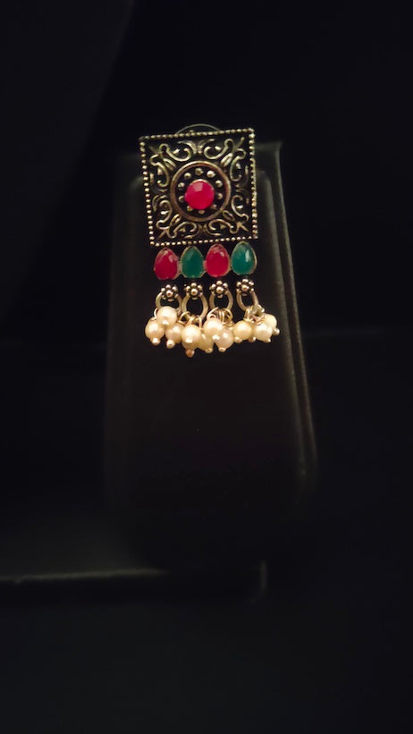 Multicolor Rhinestones Embedded Intricately Detailed Choker Necklace Set