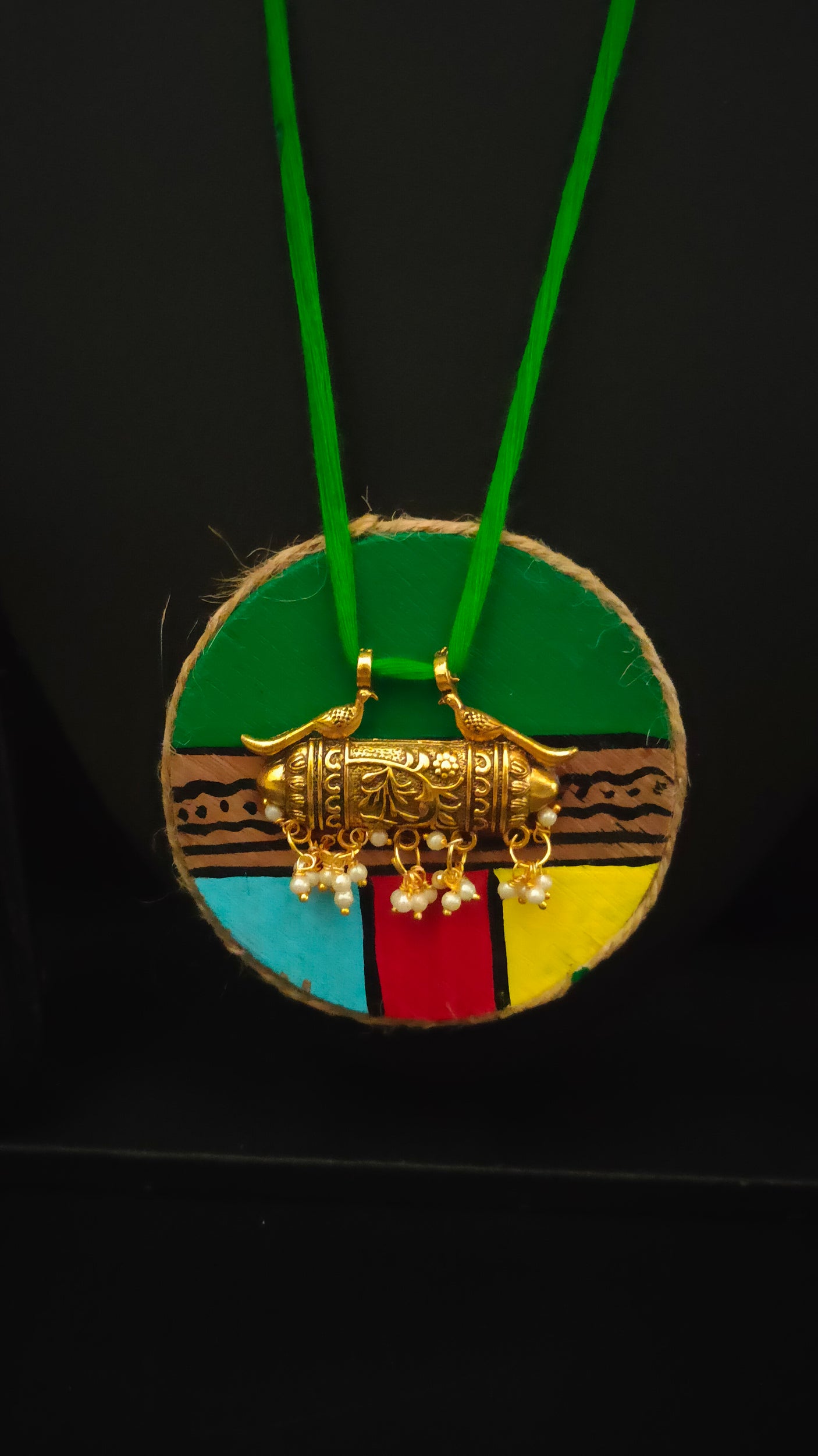 Wooden Pendant Fabric Closure Necklace Set with Antique Gold Finish Earrings