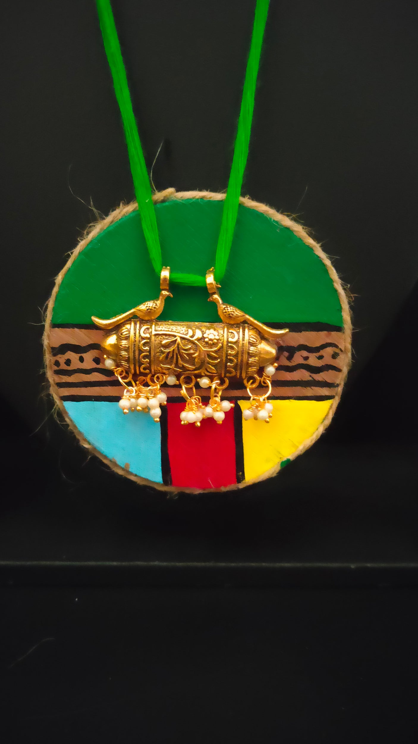 Wooden Pendant Fabric Closure Necklace Set with Antique Gold Finish Earrings