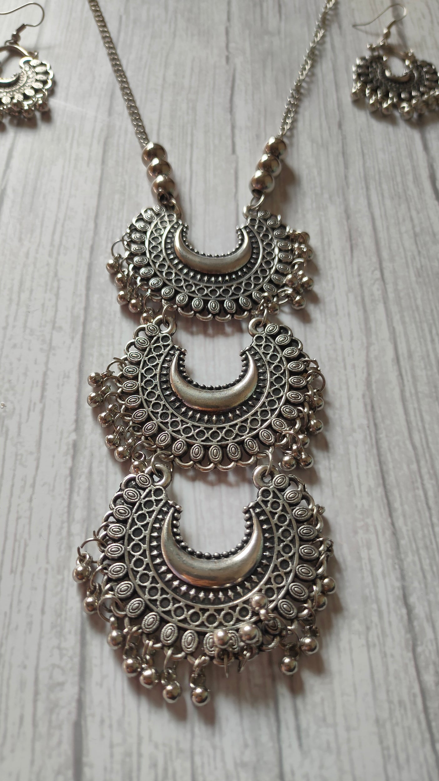Long Chain Oxidised Silver 3 Layer Pendant Necklace Set