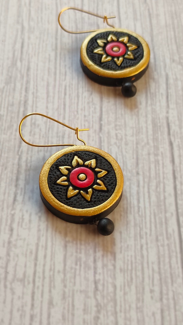 Elegant Handcrafted Black & Golden Terracotta Clay Necklace Set