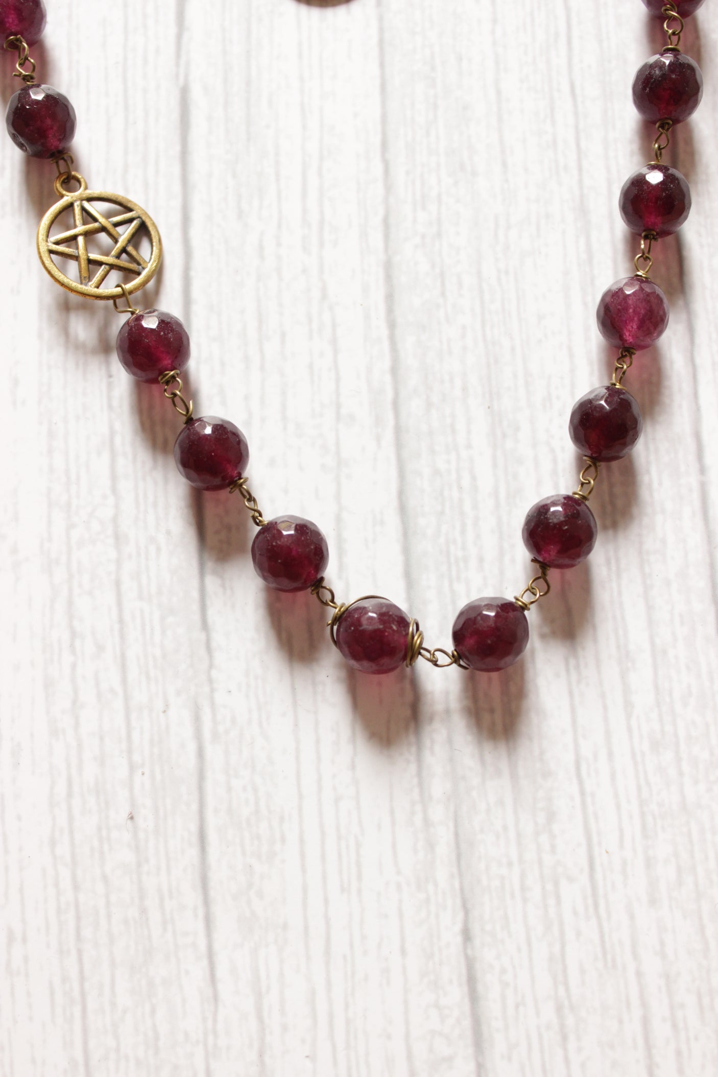 Maroon Jade Beads Single Layer Necklace Set