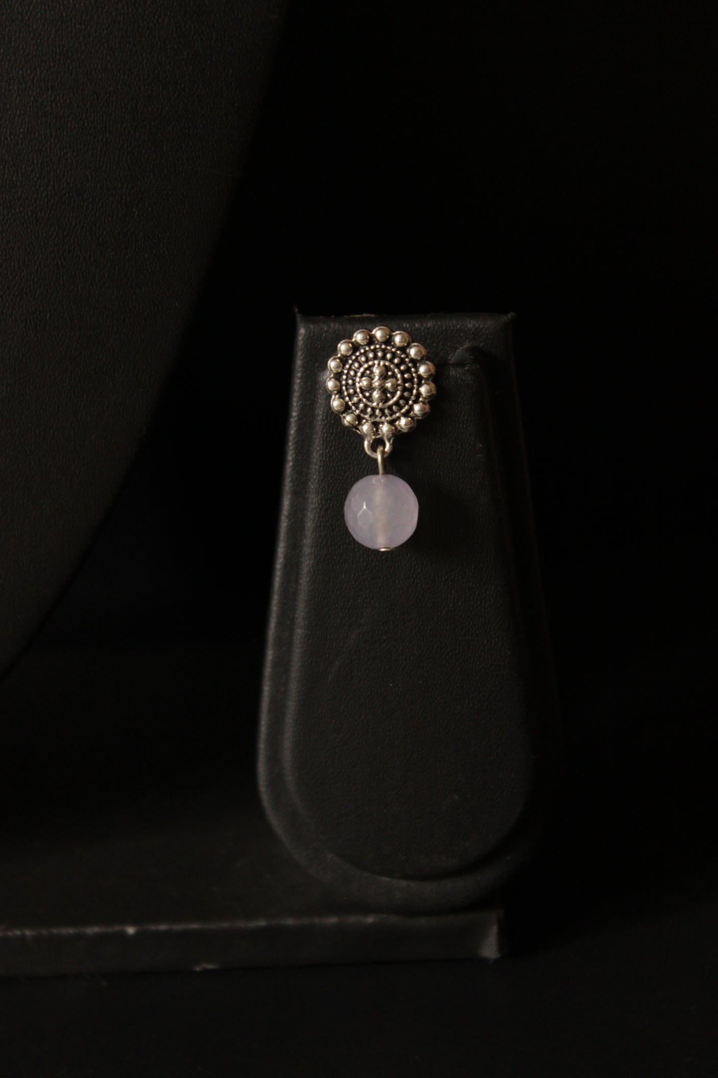 White Jade Beads and Elaborately Detailed Metal Pendant Necklace Set