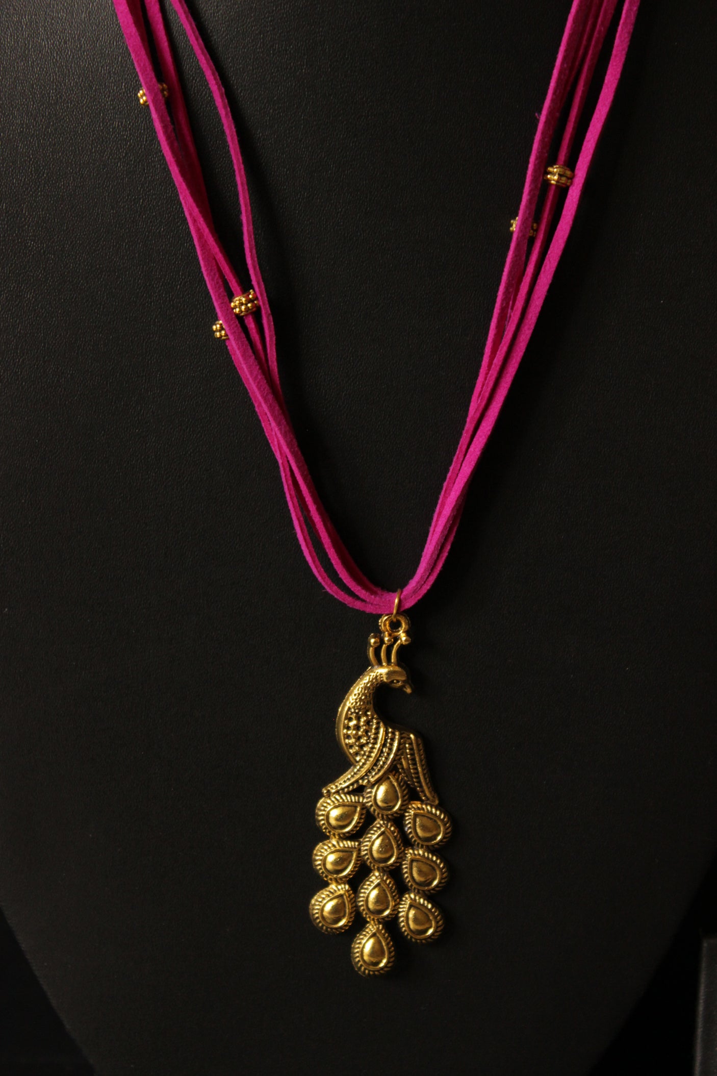 Peacock Motif Gold Finish Fuchsia Rope Closure Necklace Set
