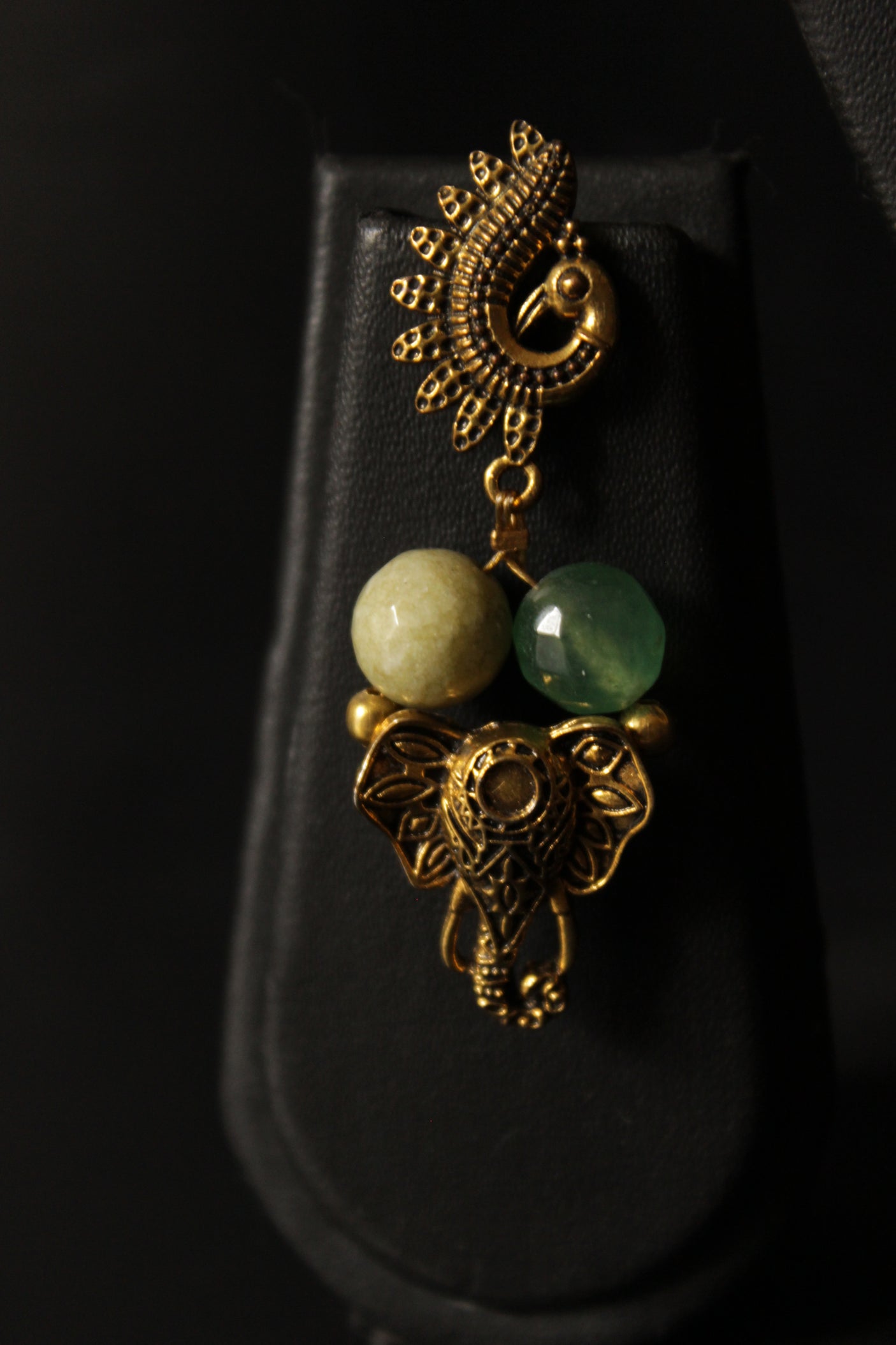 Ivory and Green Jade Beads Antique Gold Finish Metal Pendant Necklace Set