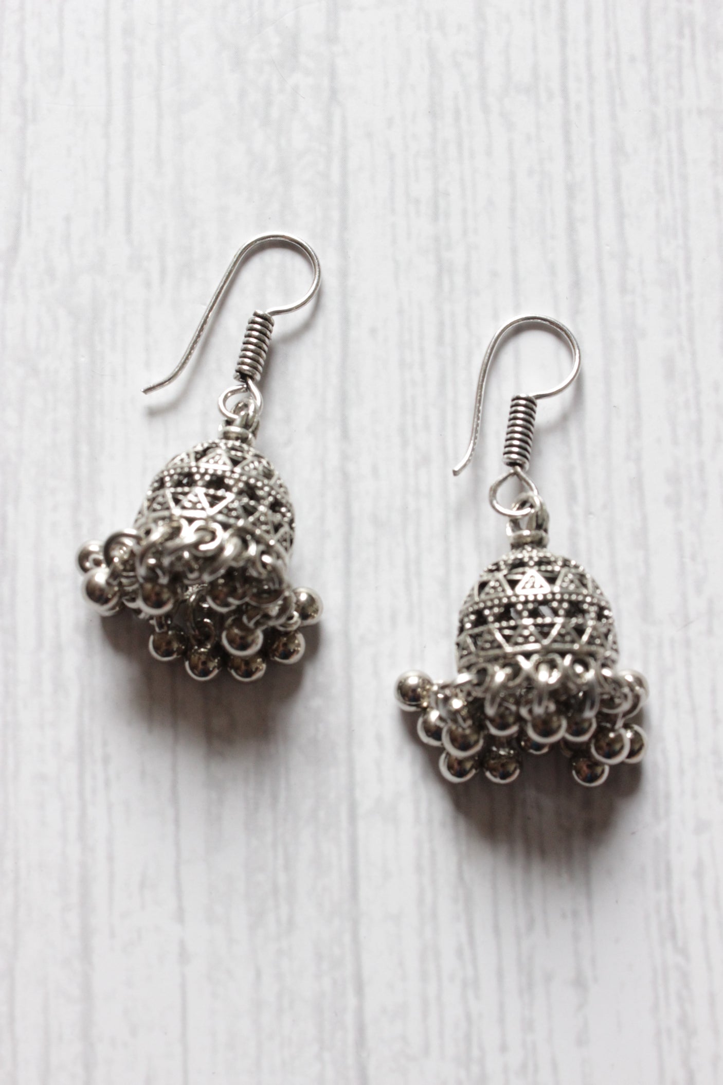 Green and Yellow Glass Beaded Warrior Pendant Necklace Set