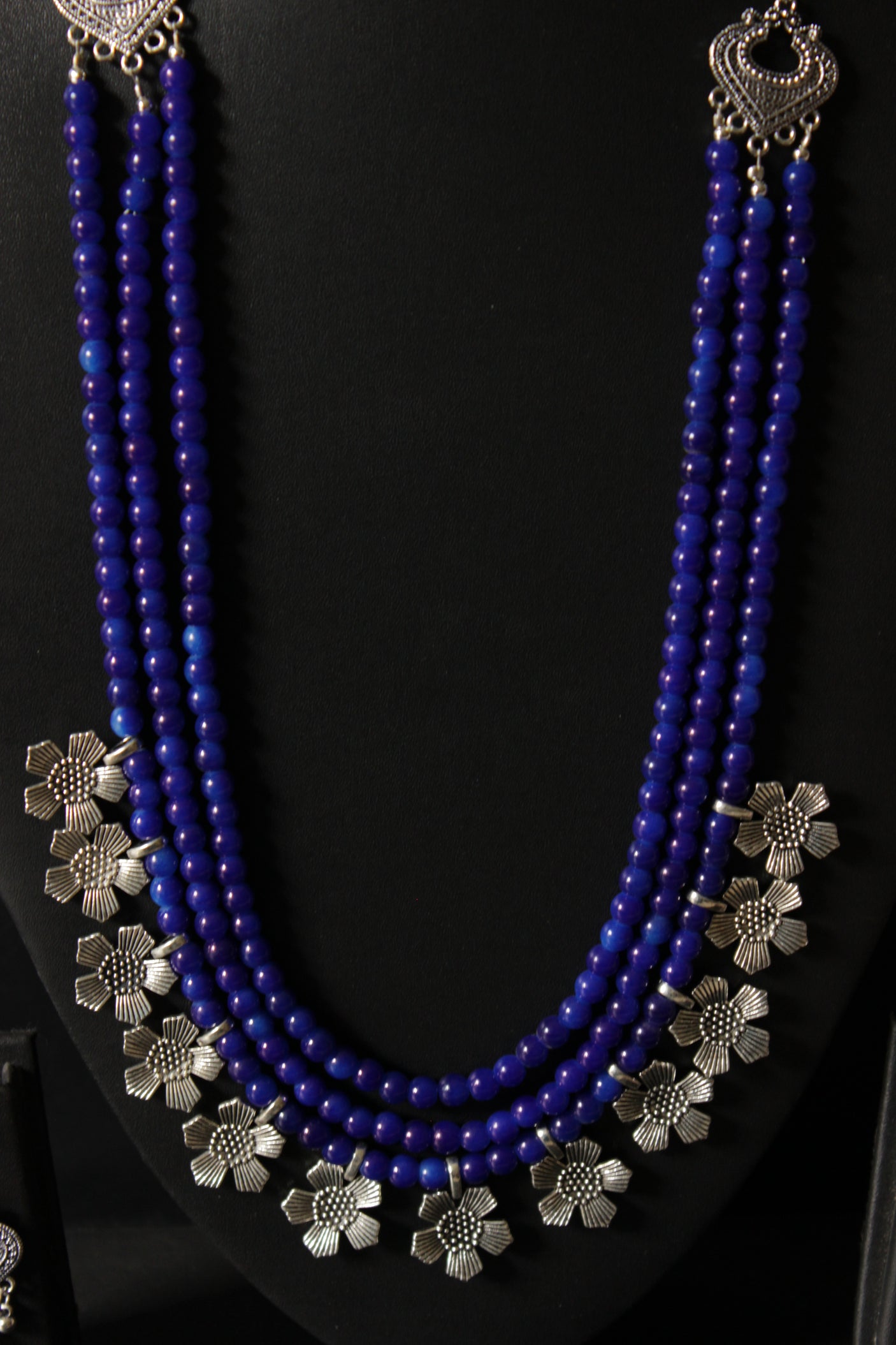 Royal Blue Glass Beads 3 Layer Necklace Set Embellished with Delicate Flower Motif Charms