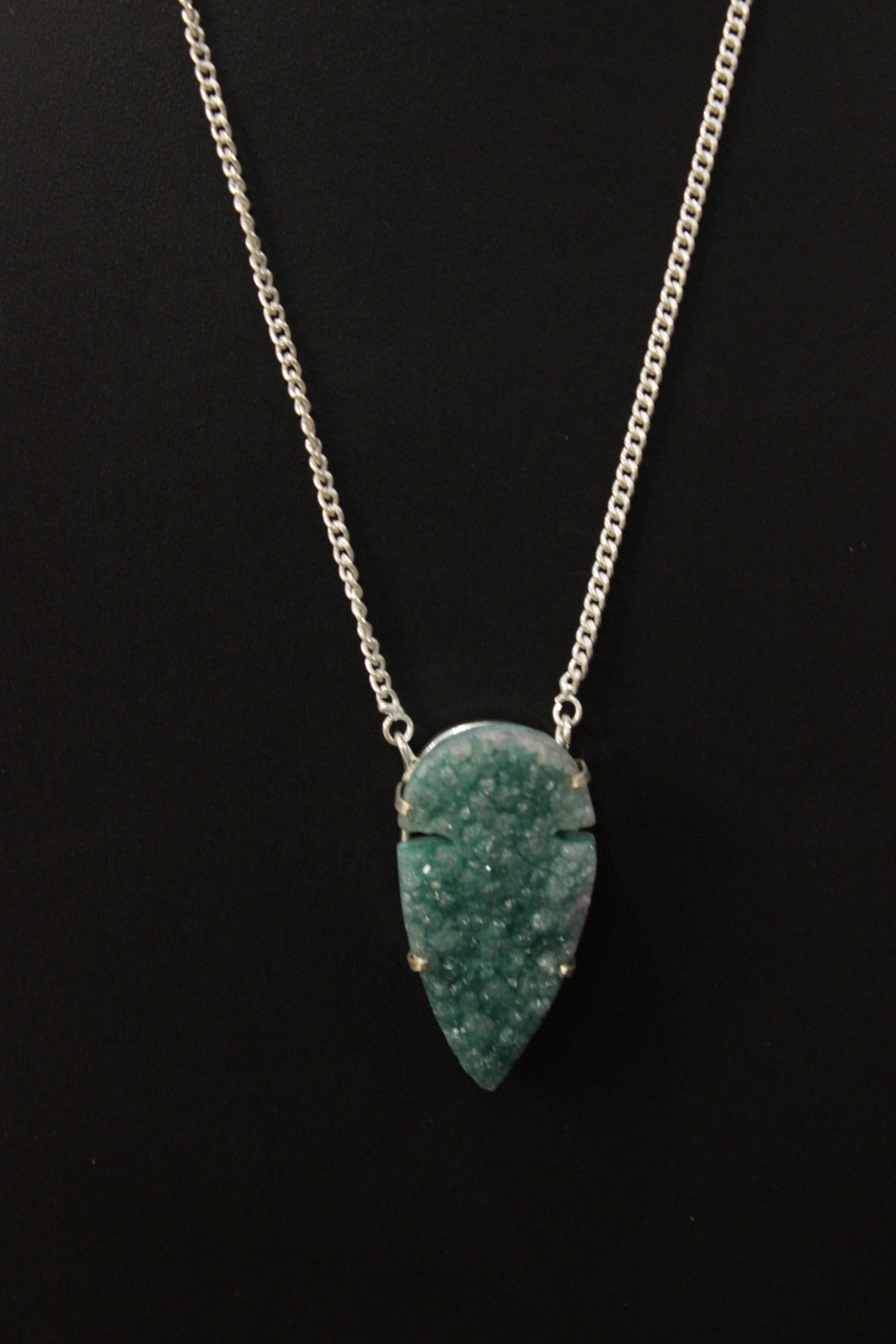 Leaf Green Crystal Druzy Natural Gemstone Embedded Silver Plated Necklace