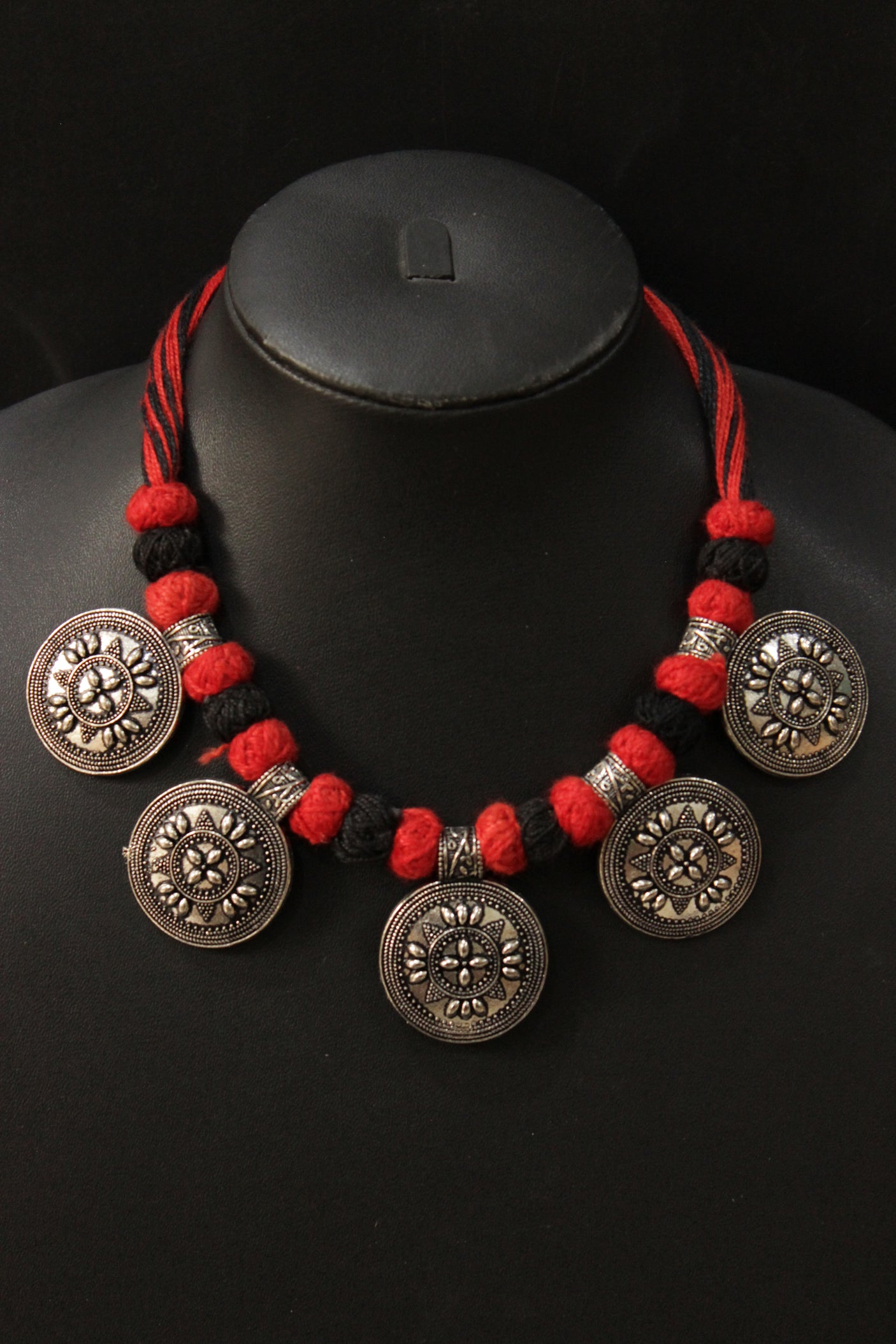 Black and Red Fabric Beads Flower Motifs Metal Charms Necklace