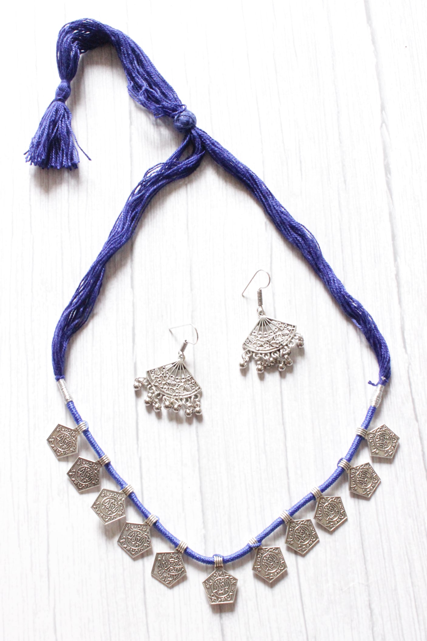 Braided Threads Metal Charms Embellished Necklace Set