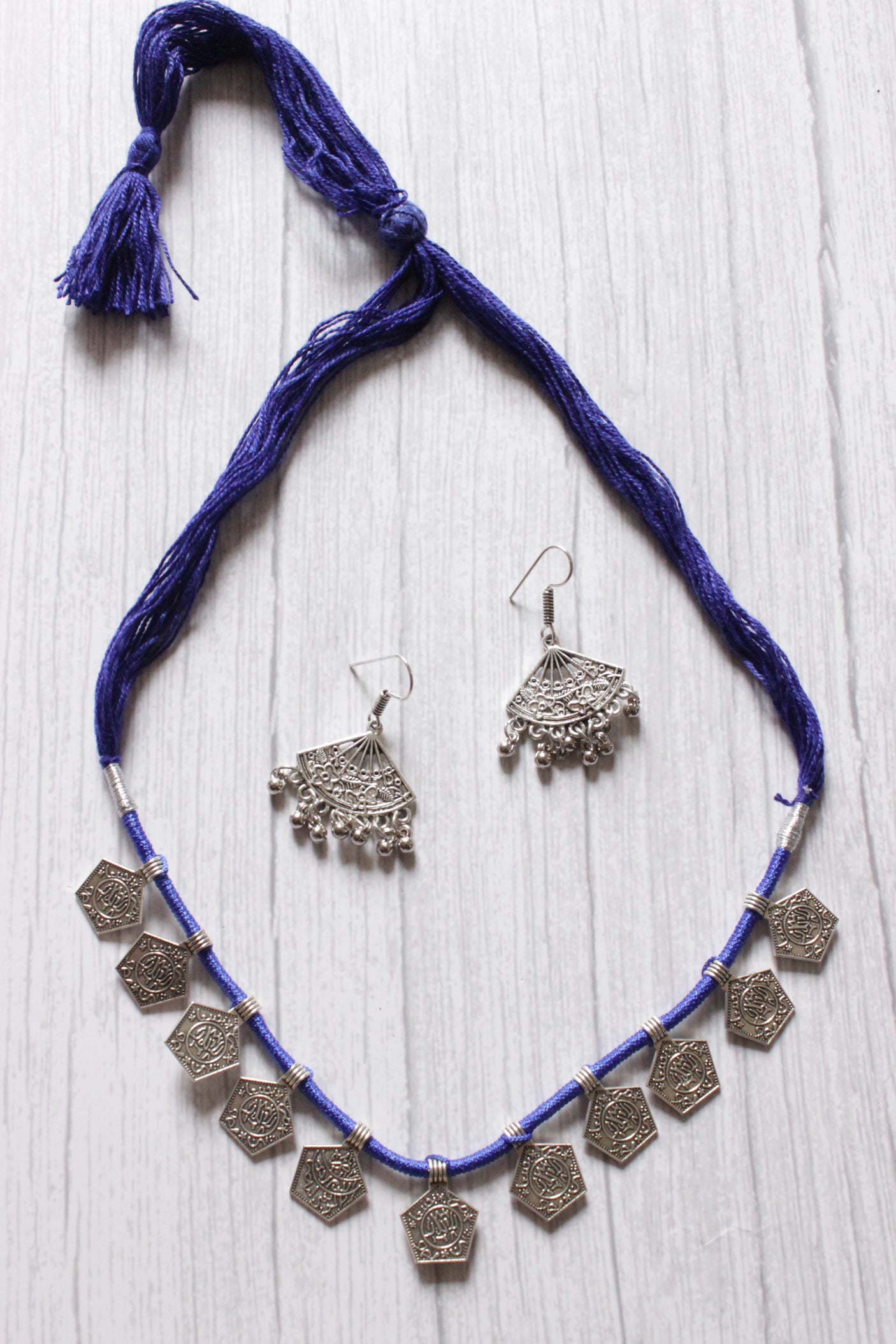 Braided Threads Metal Charms Embellished Necklace Set