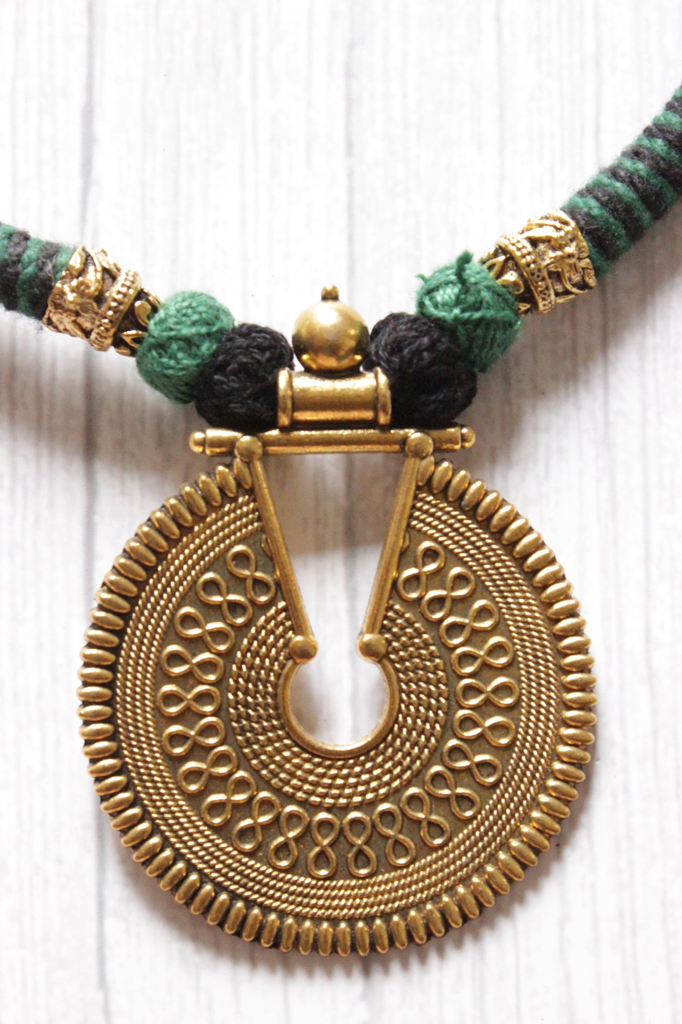 Antique Gold Finish Green Braided Threads Necklace