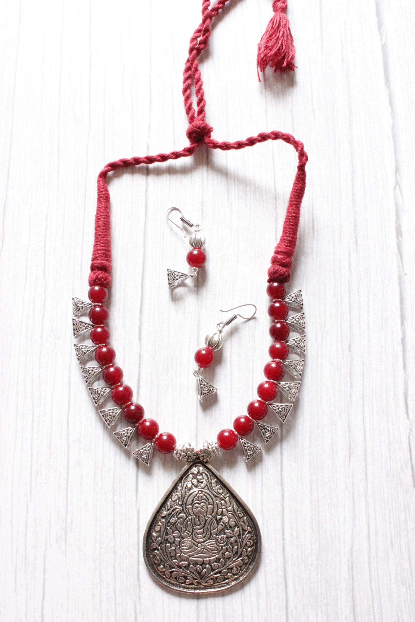 Red Glass Beads Ganesha Motif Metal Ethnic Handmade Necklace Set